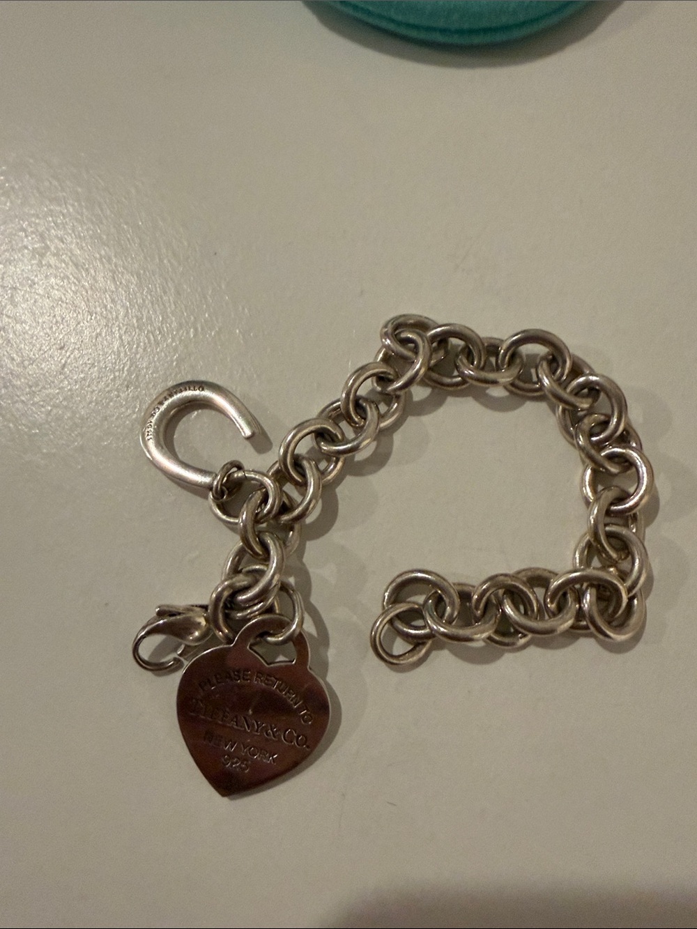 Tiffany & Co. return to tiffany plus horseshoe charm - Picture 3 of 4